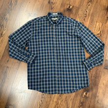 Load image into Gallery viewer, Foxfire SIZE L Men&#39;s Shirt
