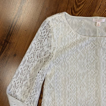 Load image into Gallery viewer, Lauren Conrad SIZE S Women&#39;s Shirt

