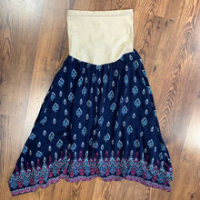 Load image into Gallery viewer, Motherhood SIZE S Maternity Skirt
