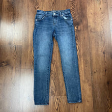 Load image into Gallery viewer, Cat &amp; Jack SIZE 12 Jeans
