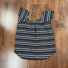 Load image into Gallery viewer, Banana Republic SIZE S Women&#39;s Shirt
